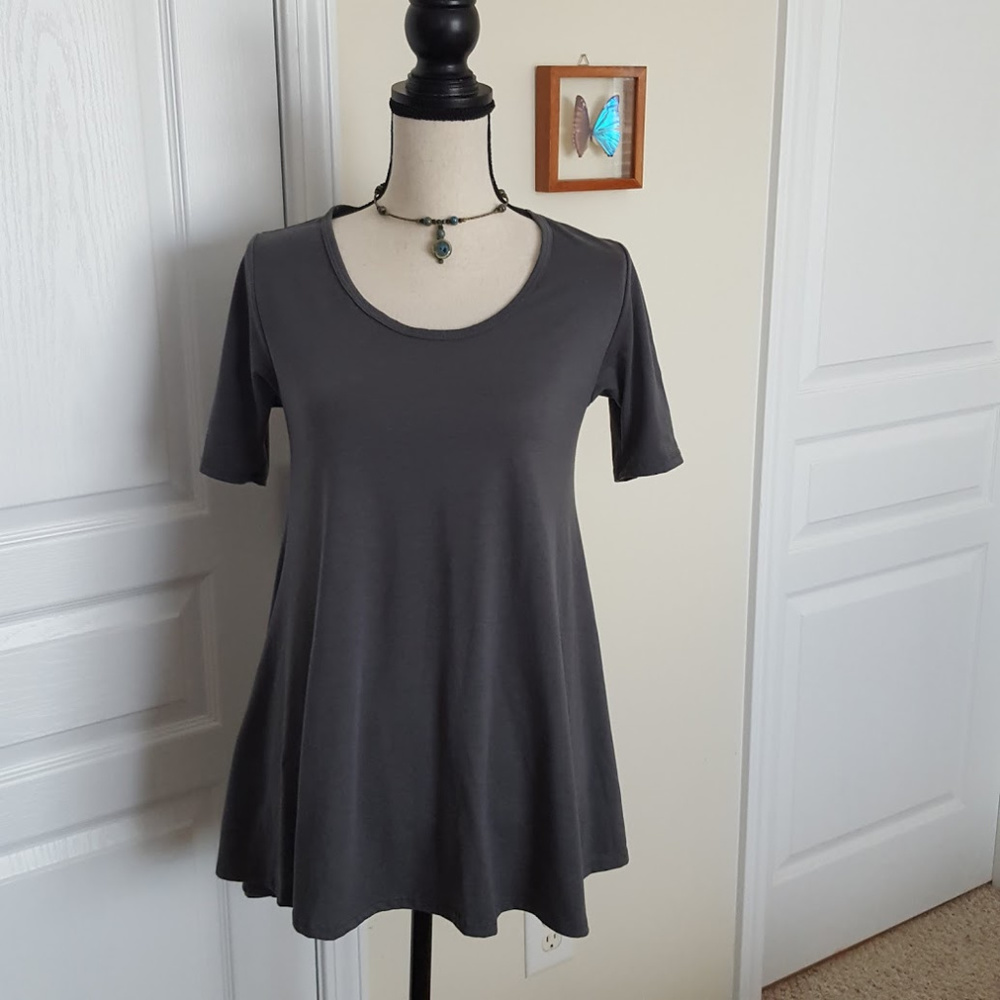 Lularoe Solid Grey Perfect T